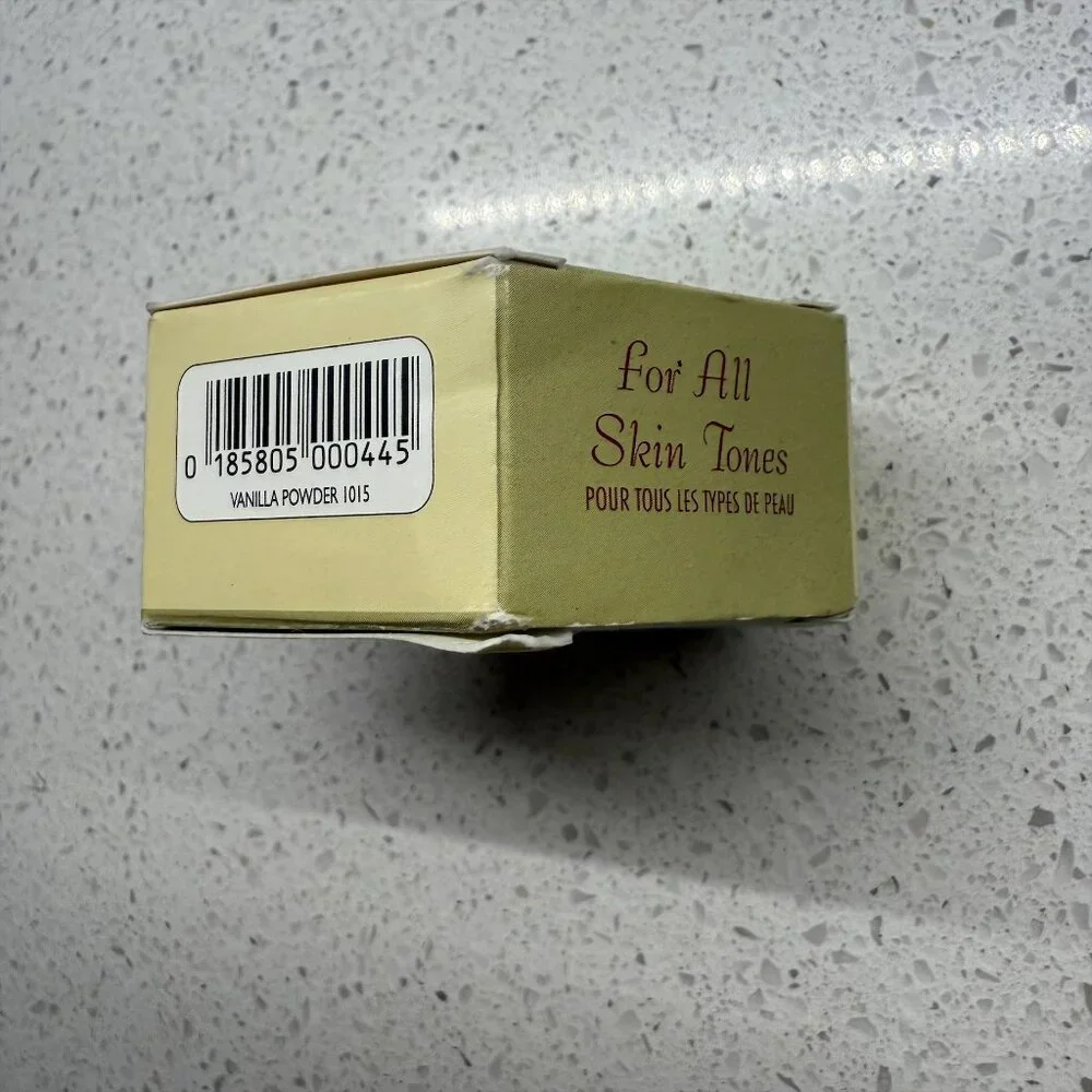 Besame Cosmetics Brightening Vanilla Face Powder - Picture 8 of 8